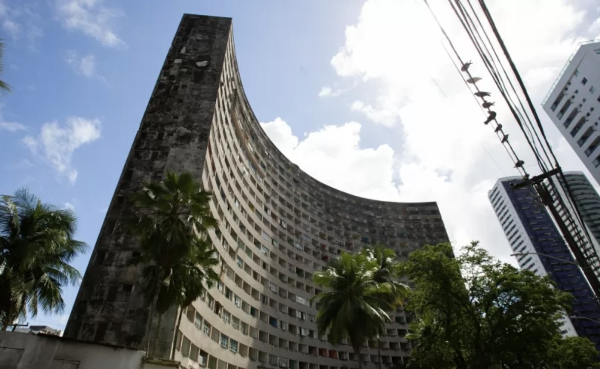 Edifício Holiday